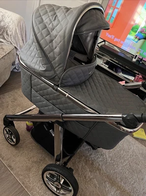£375 • Buy Bebecar Via  , Travel System With The Matching Car Seat And Rain Cover