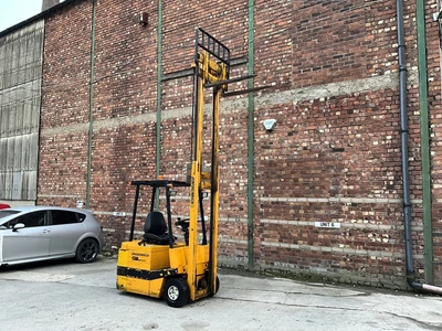 £1250 • Buy Jungheinrich EFG D 1.2  Electric 3 Wheeled Forklift Truck Spares Or Repairs