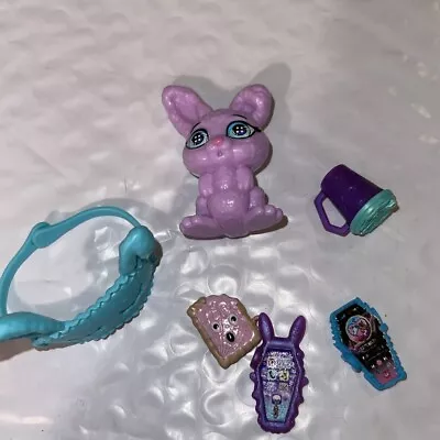 Monster High Creepover Party Twyla Pet Dustin Bunny & Accessories Lot No Doll • $12.88