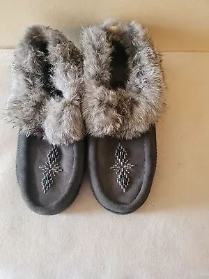 Manitobah MukluKS Shoes SIZE  L8/ M6 Unisex Proudly Aboriginal Gray • $60