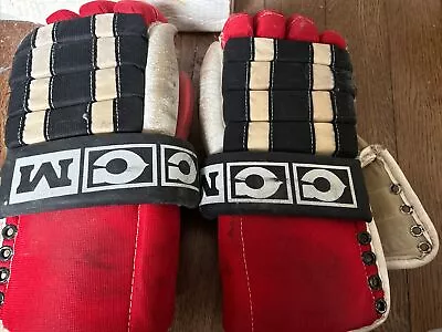 CCM HG60000 Hockey Gloves Chicago Black Hawks Colors Pro-Gard Thumb Sz 14 • $69.99