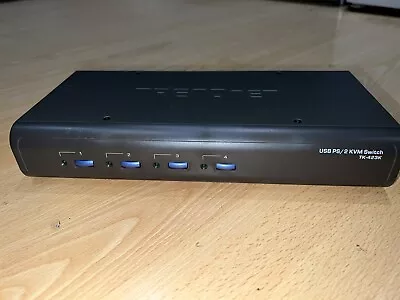 TRENDnet 4-Port USB / PS/2 KVM Switch Kit W/ Audio TK-423K • £24.99