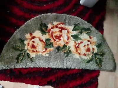 £24.99 • Buy Vintage Retro 60s Half Moon Floral Pure Wool  Carpet Mat  Rug 110 Cm X 55 Cm