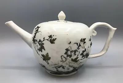 Rare Nanking Shipwreck Cargo Enamelled Teapot. • £800