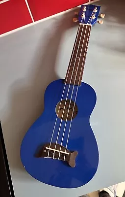 Makala MK SD MBL Ukulele Blue • $14.79