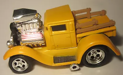 Muscle Machines '29 Model A  Truck Parts Of Series Yellow Real Riders   Single • $2.25