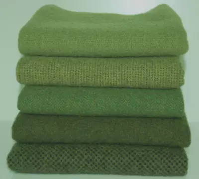 HAND DYED RUG HOOKING WOOL Mill-Dyed ~  GREEN With ENVY-III  (5-pc. Collection) • $16