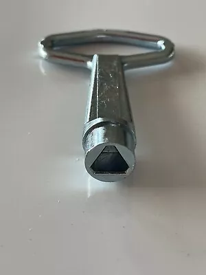 £3.60 • Buy 8mm Triangular Triangle Utility Key Gas Cabinet Electric Meter - UK Seller