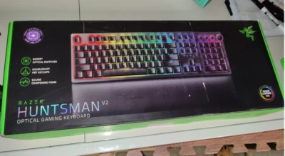 $149 • Buy Razer Huntsman V2 Optical Gaming Keyboard - Clicky Purple Switch - RZ03-03930300