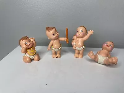 Vintage MAGIC DIAPER BABY 4 PVC Figure Holding Diaper Toy 2.5  1991 LTG Galoob • $18.99