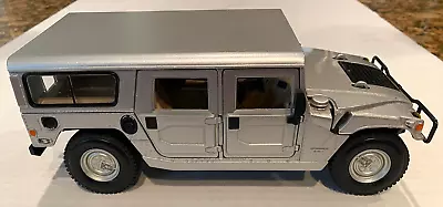 Hummer Silver/tan Hard Top  Scale 1:18 Maisto Diecast 4 Doors Open Suv-2 • $44.50