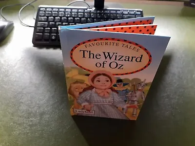 Favourite Tales: The Wizard Of Oz Ladybird Book V. Good Condition • £2.99
