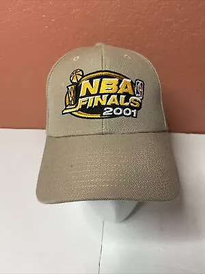 NBA Finals 2001 Snapback Hat - Lakers &  76ers Sixers - Mitchell & Ness • $14.99