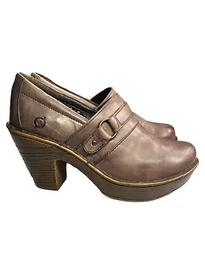 W82528 Size 8 Born Crown Womens Slip In Heeled Taupe Leather Close Toe  • $38