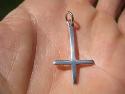 Small 925 Silver Inverted Petrine Saint Peters Or Satanic Cross Pendant • £18.32