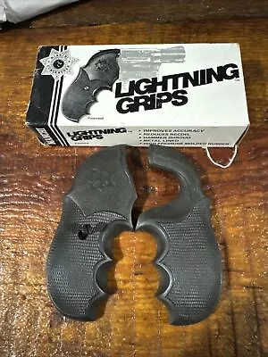 Vintage Nos Bianchi Lightning Grips For Smith And Wesson J Frame Round Butt • $90