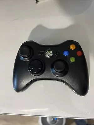 Microsoft Xbox 360 Wireless Gaming Controller - Black (Model 1403) • $15.99