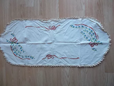 Vintage Dresser Scarf • $1.49