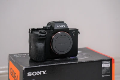 $2999 • Buy Sony Alpha A7R IV 35mm Full Frame Camera 61MP - Body Only ILCE-7RM4
