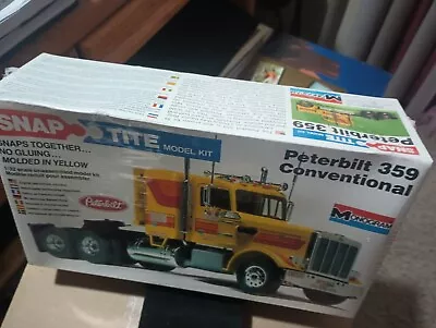 Monogram Snap-Tite Peterbilt 359 Conventional 1:32 Scale Model Kit #1204 1980 • $50