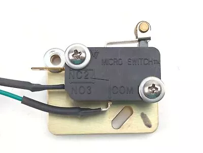 KVH TracVision M7 32-0659-28 Marine Satellite Television TV Antenna Snap Switch • $99.95