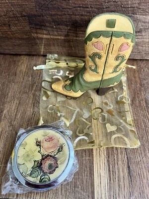 £5.75 • Buy Just The Right Shoe With Compact Mirror.