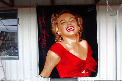 Marilyn Monroe Red Dress Queen Size Blanket • $58.21