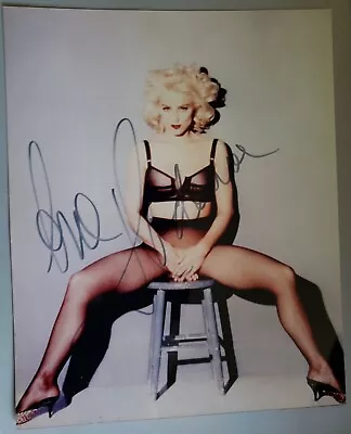 AUTOGRAPHED MADONNA PHOTO 8x10. ORIGINALLY PURCHASED ON EBAY. NO COA.  • $300