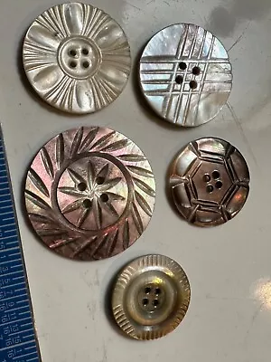 Lot Of 5 Mixed Vintage Antique Carved Mother Of Pearl Buttons • $4.99