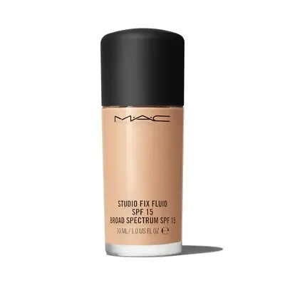 M·A·C Foundation C3.5 Liquid Buildable Coverage Natural Matte Finish SPF 15 • $20.95