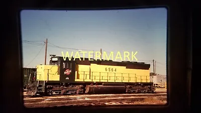 Dh14 Train Engine Locomotive 35mm Slide Railroad Cnw6564 Minneapolis Mn 1988 • $6.97