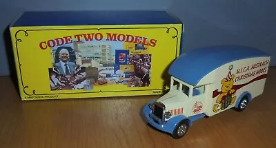 Matchbox Yesteryear YPP02 Morris Van MICA Australia Christmas 2002 Cream Code 2 • £59.99