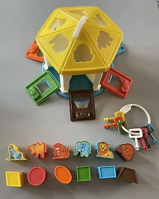 Vintage 1980s Chicco Gazoobo Complete Color Shape Animal Sorter Toy W/Keys • $29.99