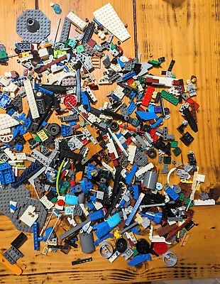 LEGO LOT Misc Pieces  • $9.60