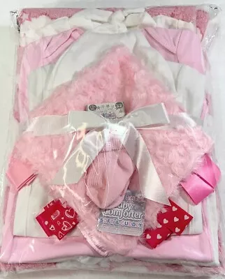 8pc Baby Layette Gift Set - Blanket Comforter Etc  Baby Shower (G01) 0-3 Months • £6.99