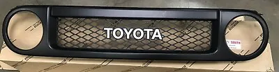 2007-2014 Toyota FJ Cruiser Special Edition Black Painted Grille 53100-35B00 • $187