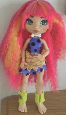 £3.80 • Buy Beautiful Mattel Cave Club Cavegirl Prehistoric 8” Doll In Cute Original Outfit.
