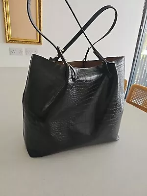 H&M Black Faux Leather Handbag • £5.99