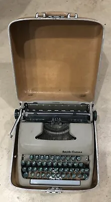 1957 Vintage Smith-Corona Clipper Portable Typewriter Working With Case • $160.66