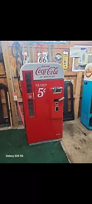 RIP OFF! Vendo 81b Coke Coca Cola Machine Beautiful V81 RIP OFF!  • $8750