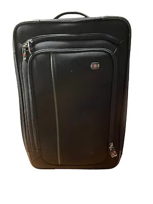 Victorinox Swiss Army Werks Expandable Traveler 21  Carry On Wheeled Luggage • $69