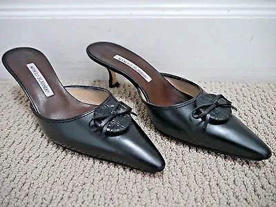 MANOLO BLAHNIK Black Leather Mules Heels Shoes Italian Size 38.5 • $135