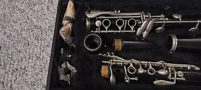 Vintage Bundy Seller USA Resonite Clarinet With Original Case. • $85