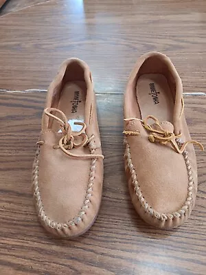 Minnetonka Moccasins  Leather  Very Nice Condition  Size 9 1/2 • $30