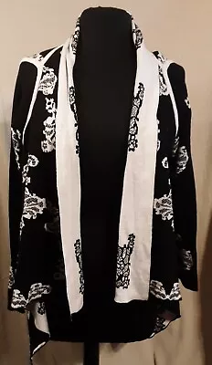 Bohemian Style Black And White Pre-owned  Sweater By  ECI New York Size L • $10