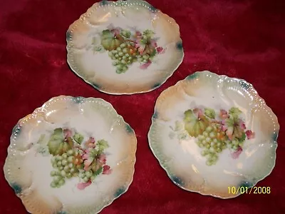 Vintage 3 Leuchtenburg Germany Green Grapes/Leaf Pretty Colors 6  Plates • $19.99