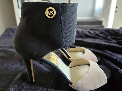 NEW/Never Worn - Michael Kors Ankle Strap Sandal Women's Size 8.5 • $45