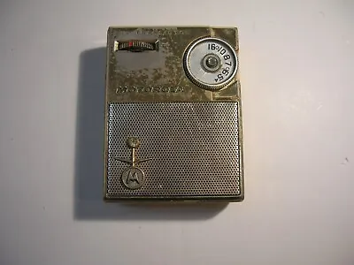 Vintage Motorola Model X21 Six Transistor Radio !! • $24.99