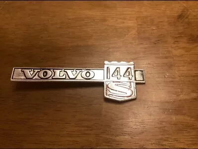 Volvo Emblem - 144 S Fender Emblem • $5