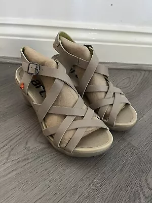 £29.99 • Buy The Art Company Alfama Womens Sesame Leather Heeled Shoes Size UK 4 NEW NO BOX